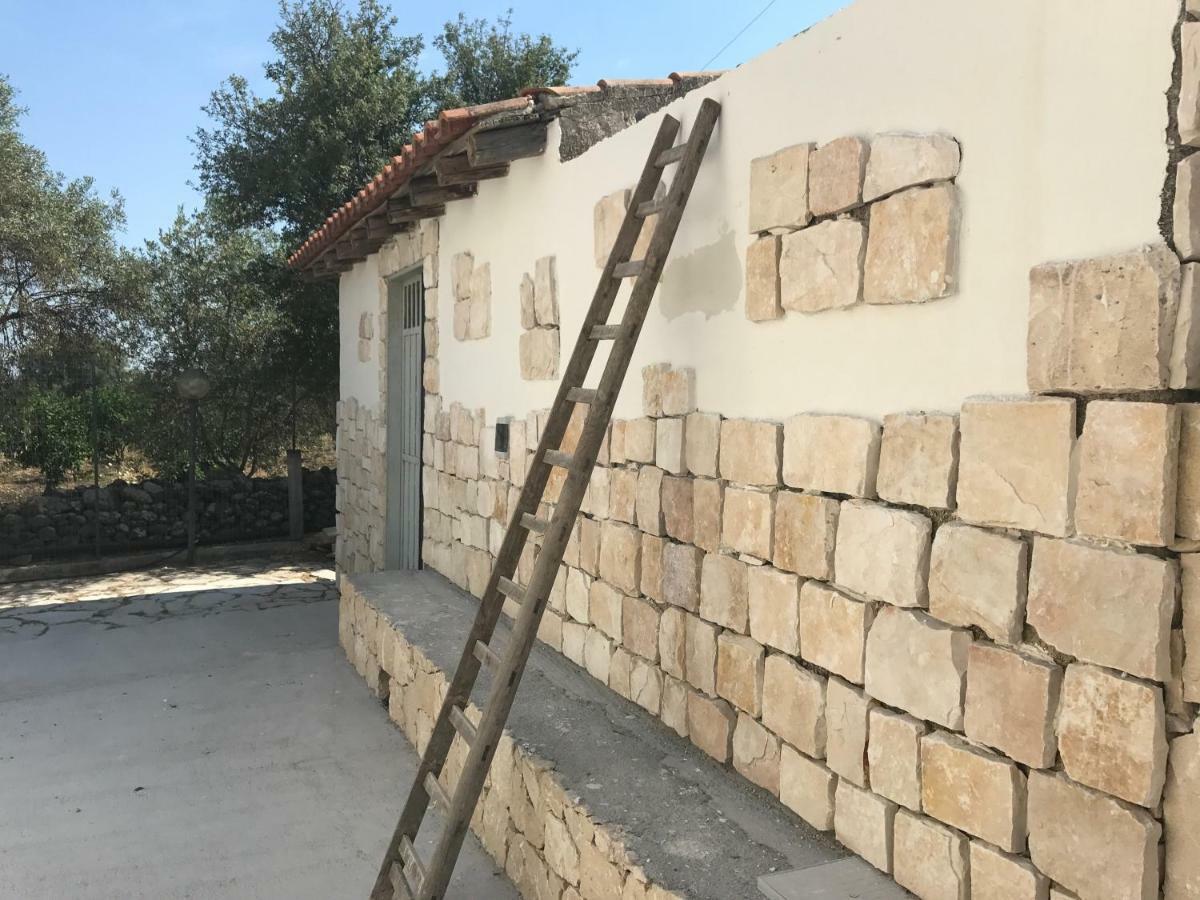 Villa Rosa - Ai Piedi Dell'Etna Brucoli Dış mekan fotoğraf